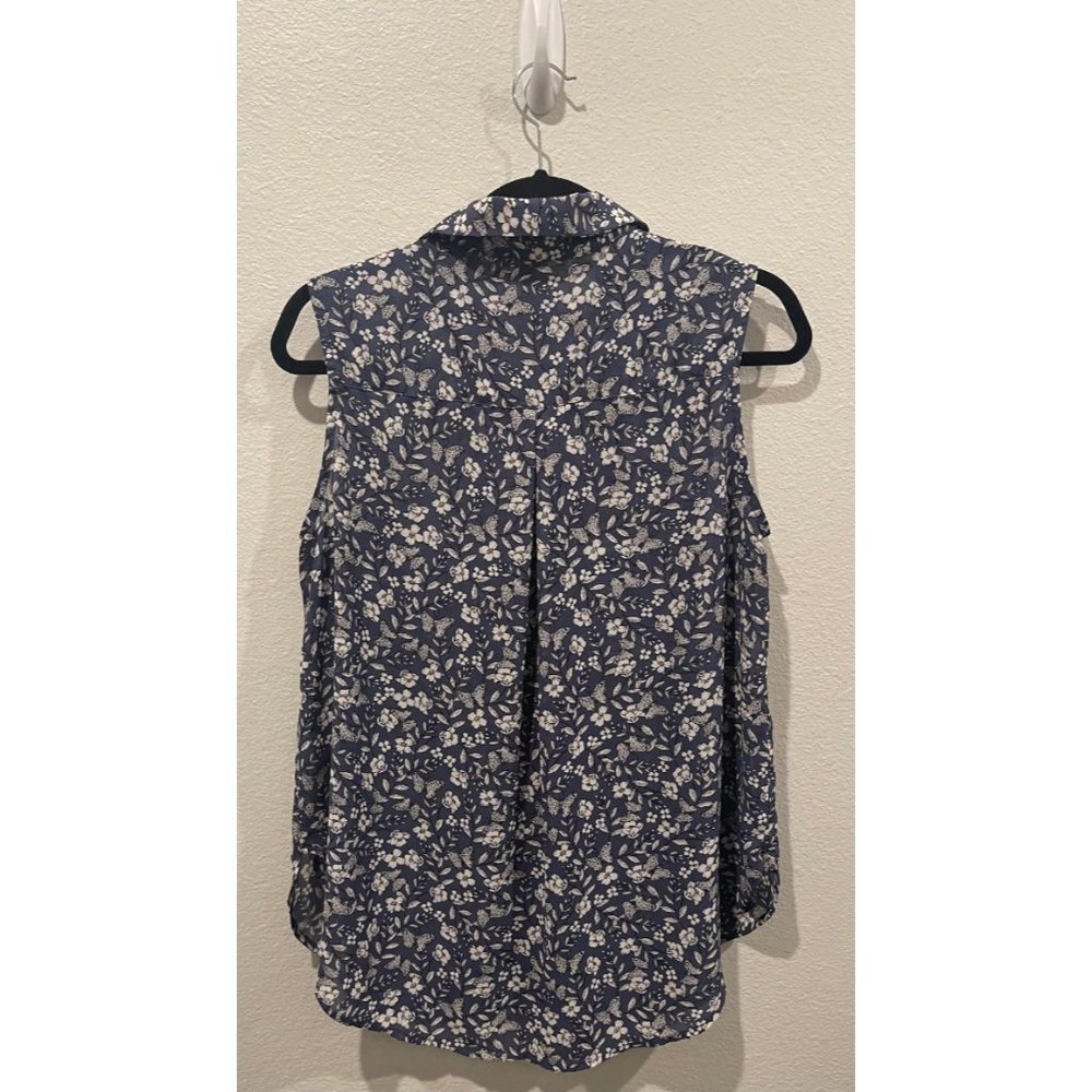 H&M Blue Navy Floral Blouse - Picture 3 of 3
